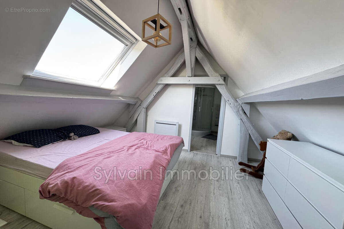 Maison 359 m² à Savignies  - photo 6