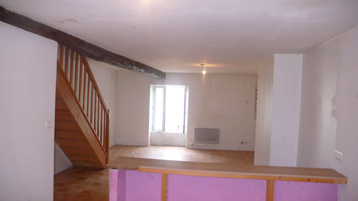 Maison à LINARDS