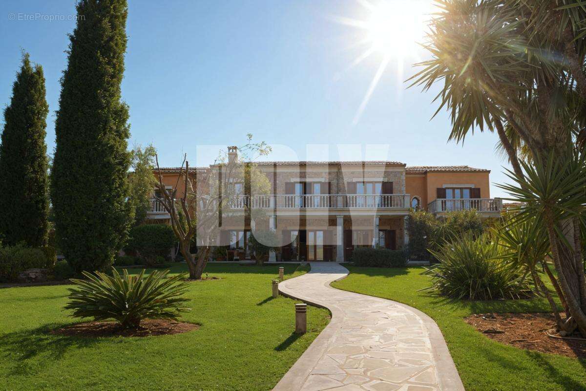 Maison à AURIBEAU-SUR-SIAGNE