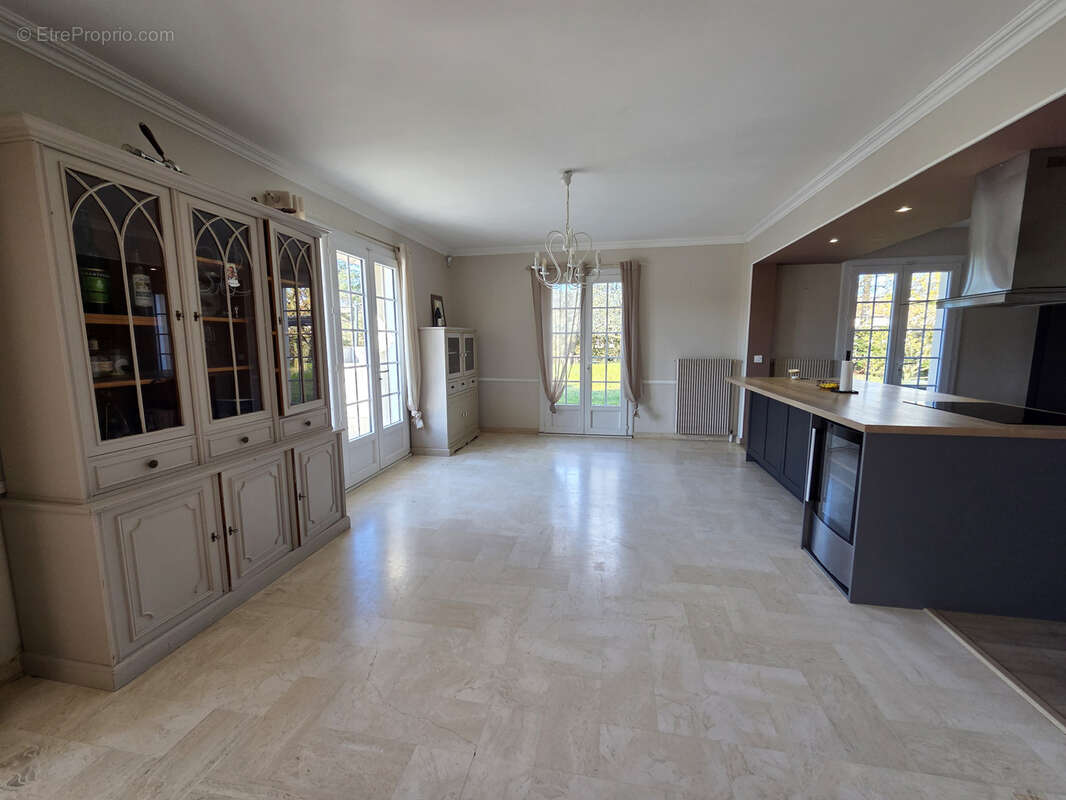 Maison à ROUSSILLON