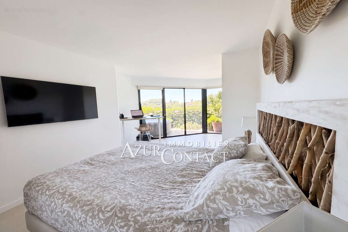 Appartement 104 m² à Mougins  - photo 8