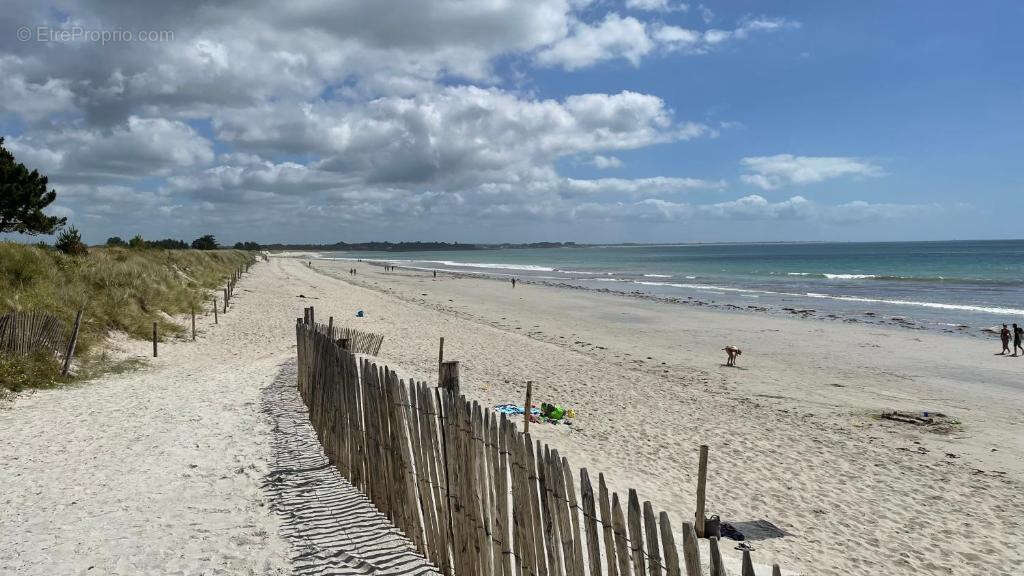 Appartement à COMBRIT