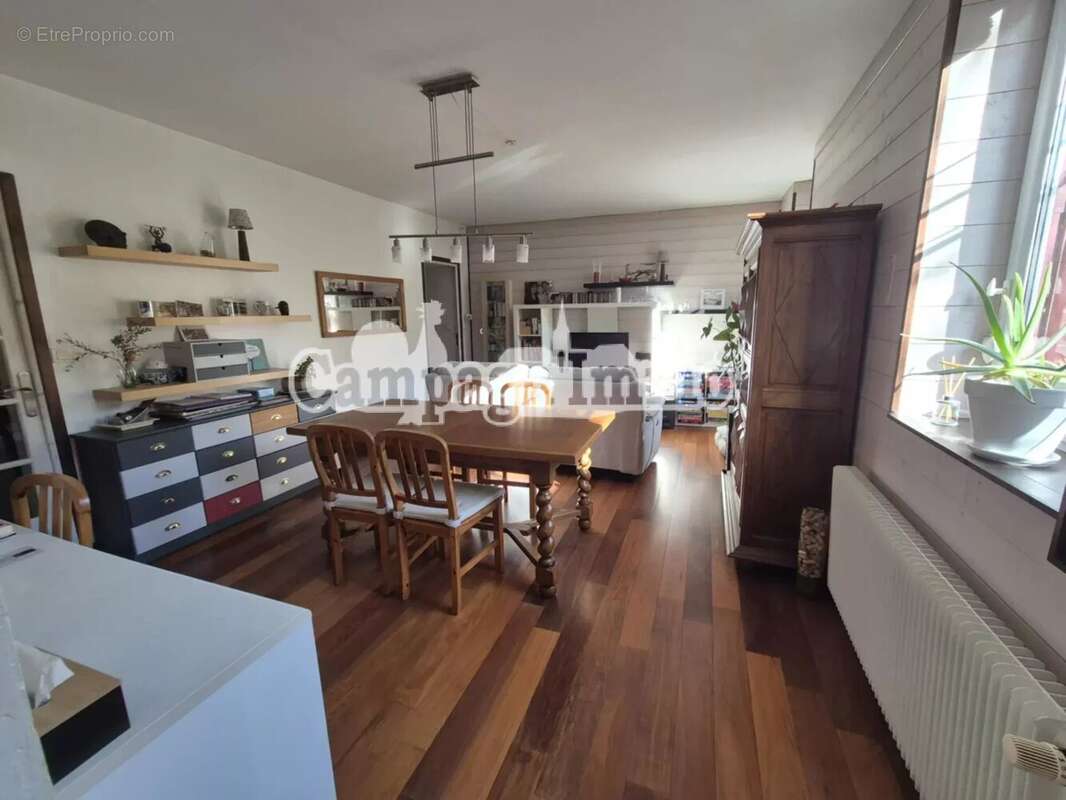 Maison à SAINT-FORGEUX