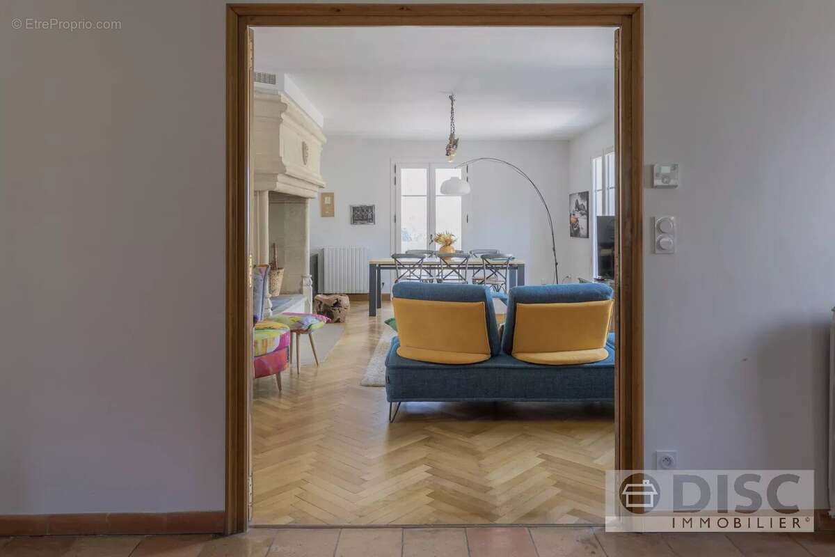 Magnifique propriété avec vues à 360° à 3 minutes du centre-ville de Caussade. - photo 10