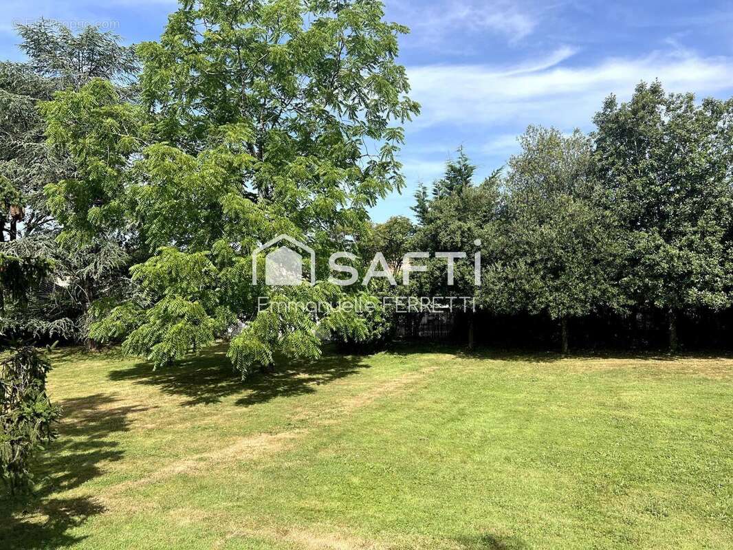 Photo 3 - Maison à MOUTIERS-LES-MAUXFAITS