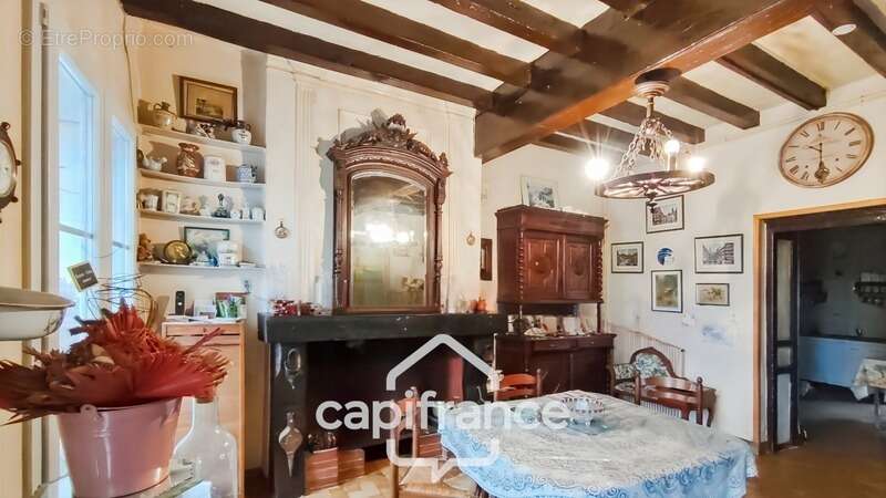 Maison de village louée - 8 pièces LAFITTE SUR LOT (47) - photo 10