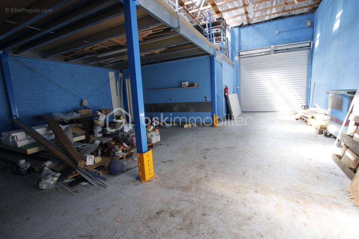 local industriel - photo 6