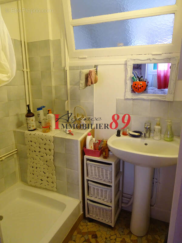 Au coeur de la ville, agréable maison avec double garage, VENDUE LOUÉE - photo 11