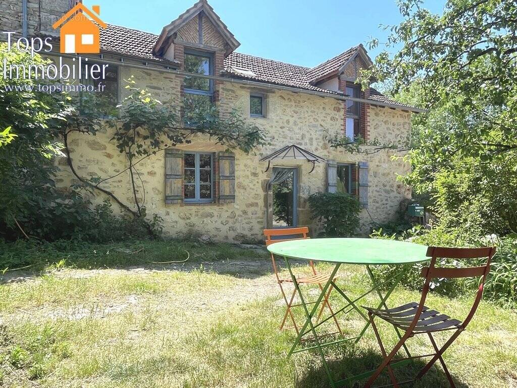 Maison à CAUSSE-ET-DIEGE