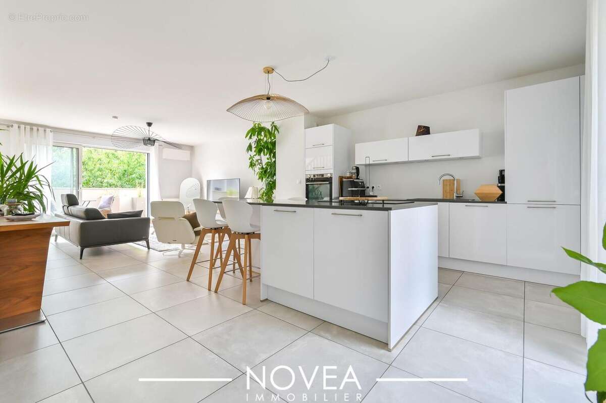 Appartement à LYON-9E