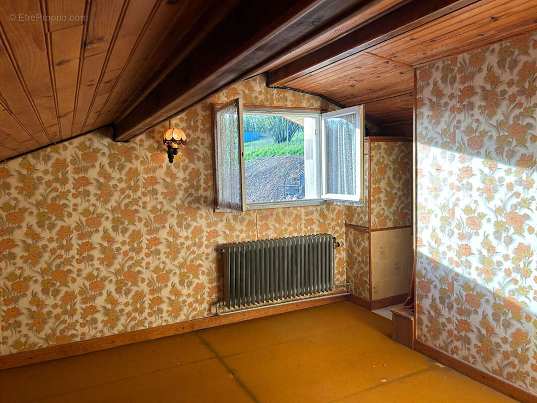 Maison à BROUSSEVAL