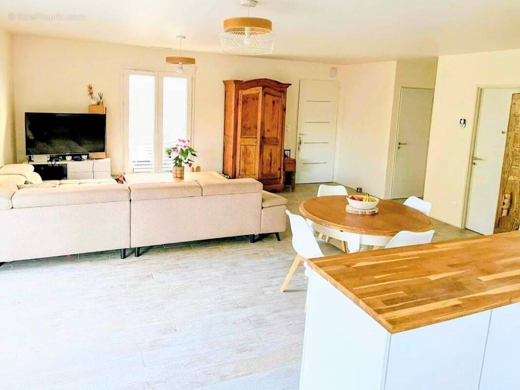 Photo 1 - Maison à BELIN-BELIET