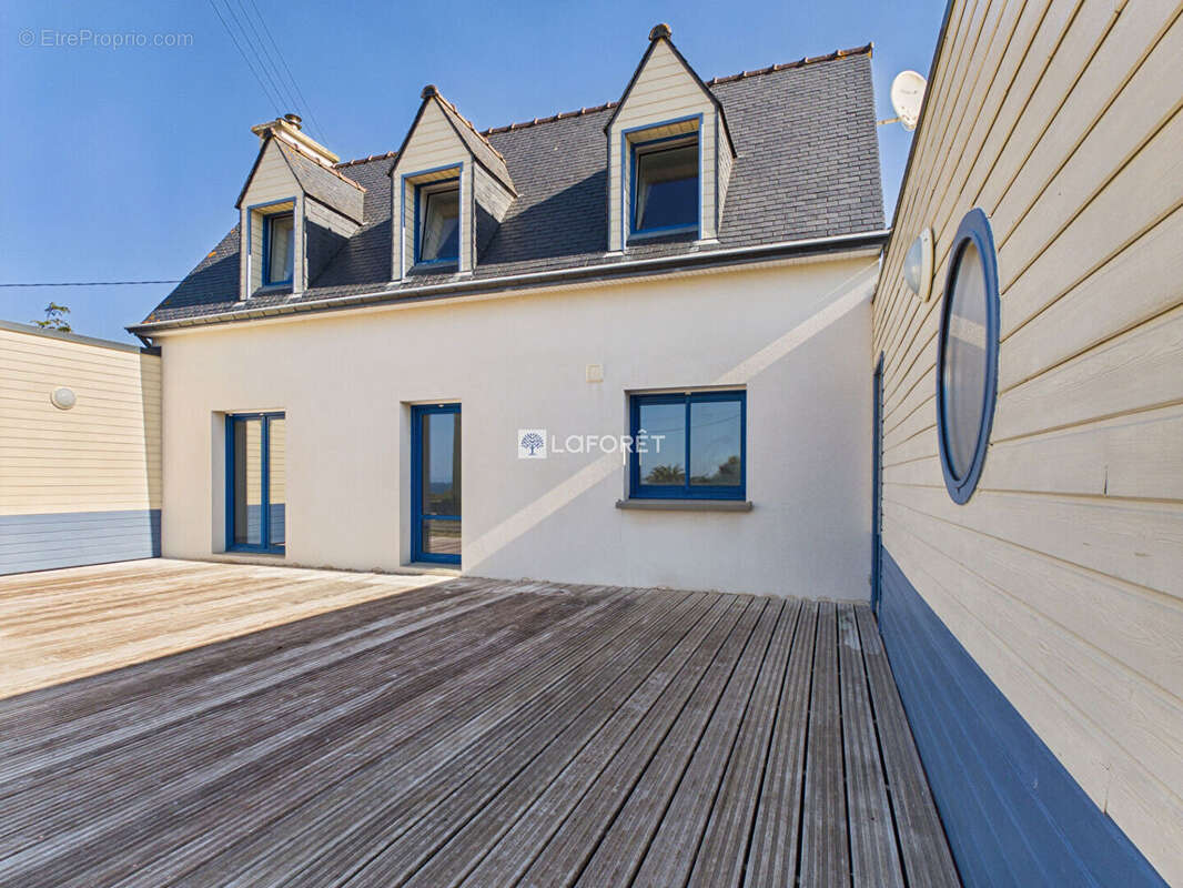 Maison Plozevet 5 pièce(s) 91 m2 - photo 4