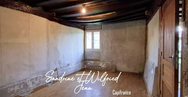 Maison à MEZIERES-EN-VEXIN