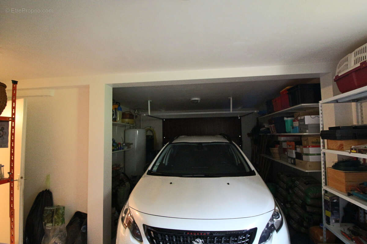 Maison à PUY-L&#039;EVEQUE