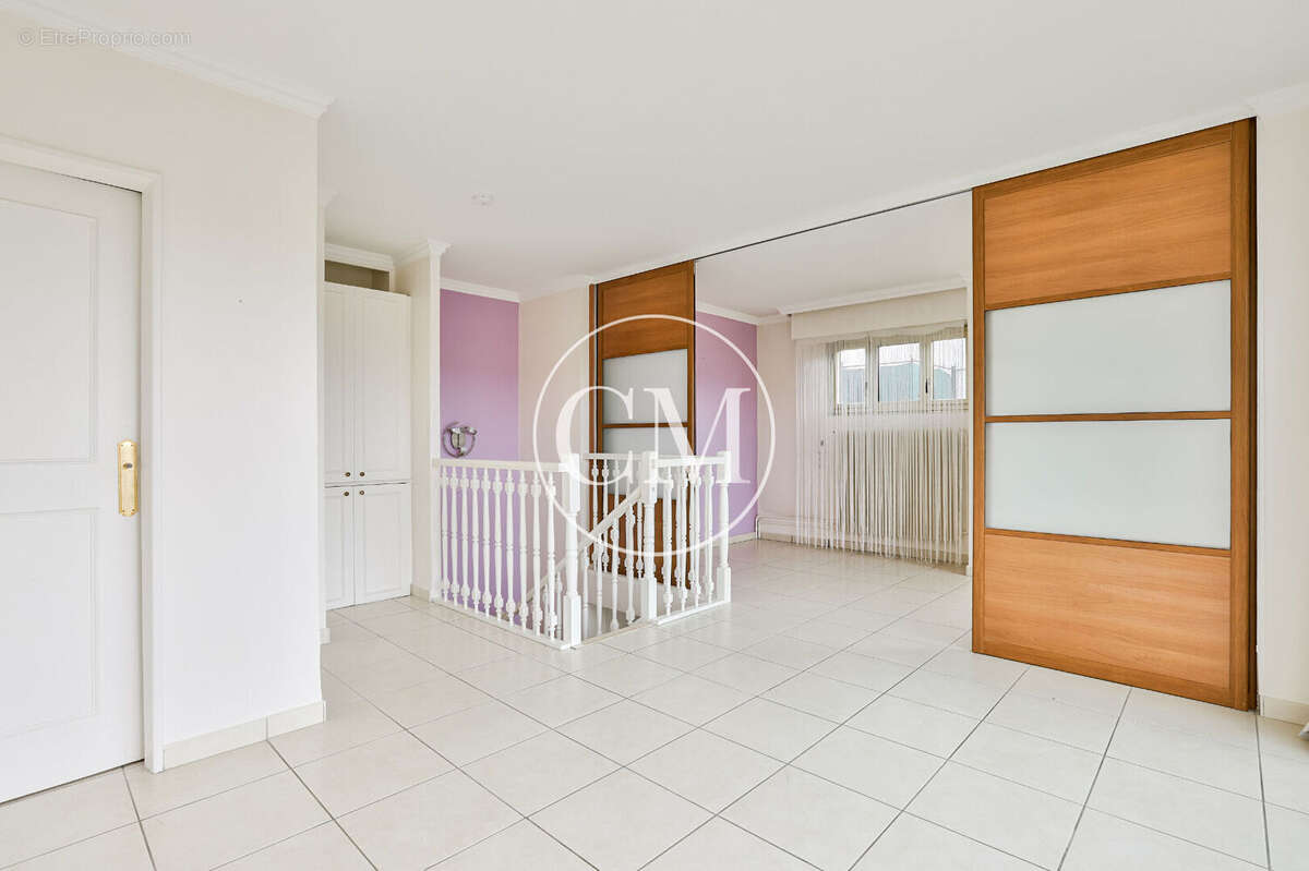 Appartement à VERSAILLES