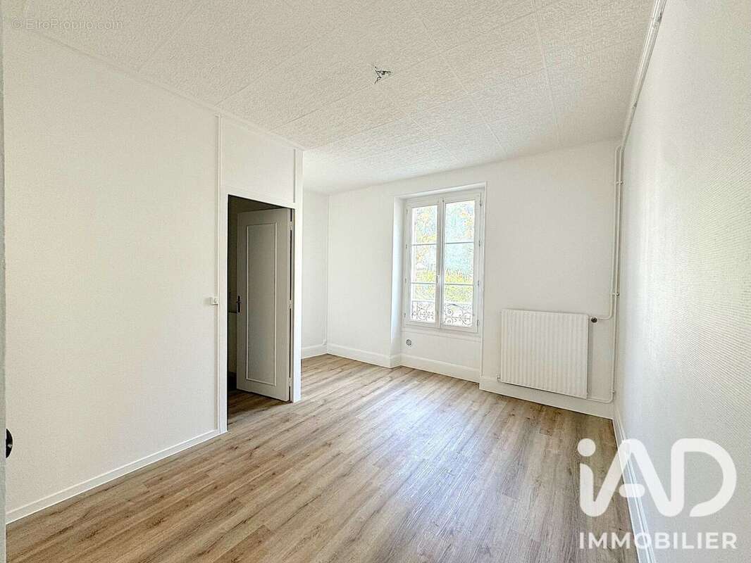 Appartement 38 m² à Montereau-Fault-Yonne  - photo 5