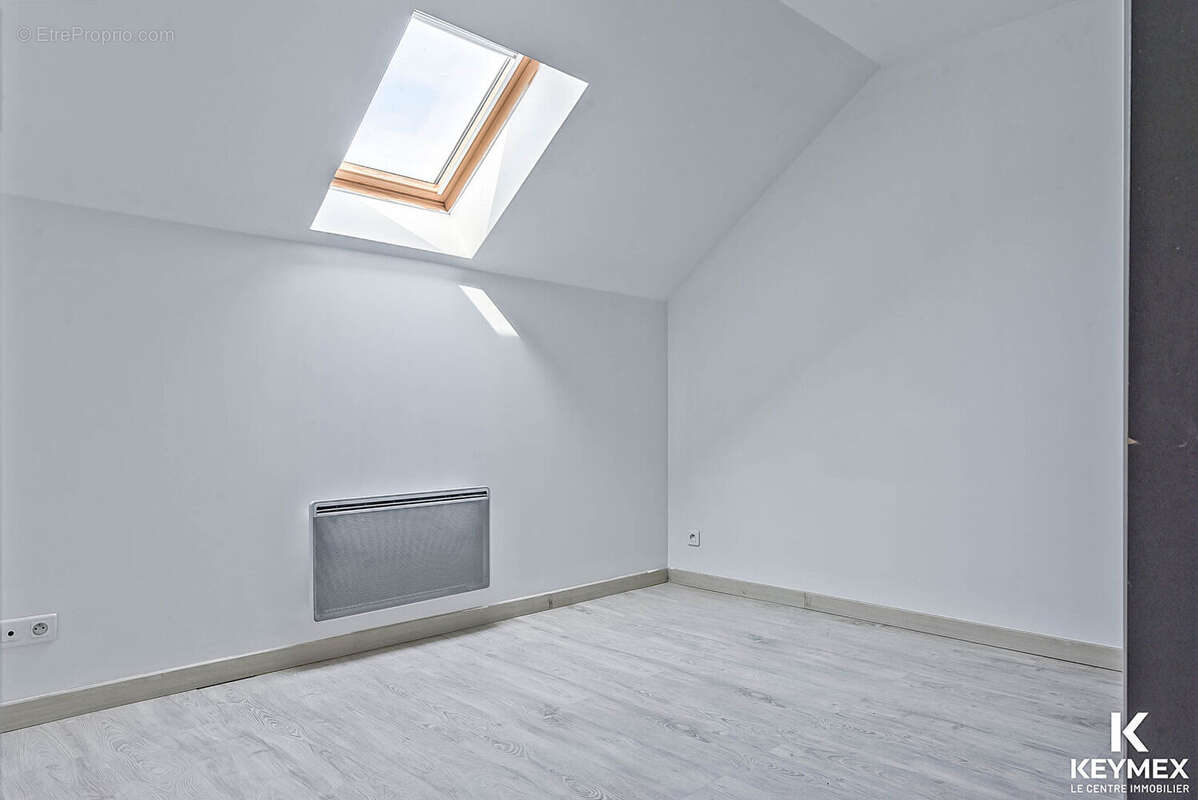 Maison à MERY-SUR-OISE