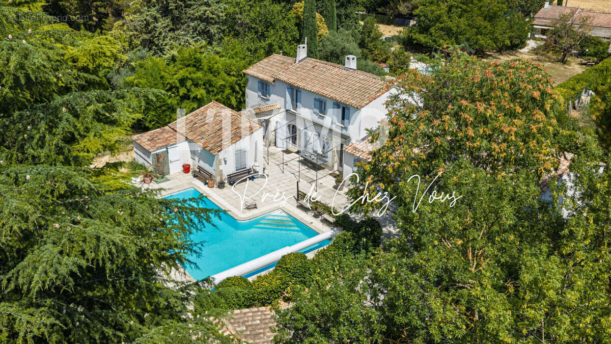 Mas de Prestige sur Auriol 200m² avec 4000m² de terrain - photo 2
