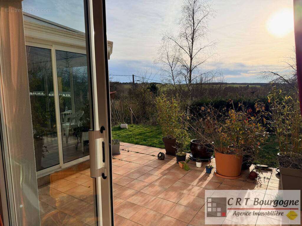 Maison à VILLIERS-SAINT-BENOIT