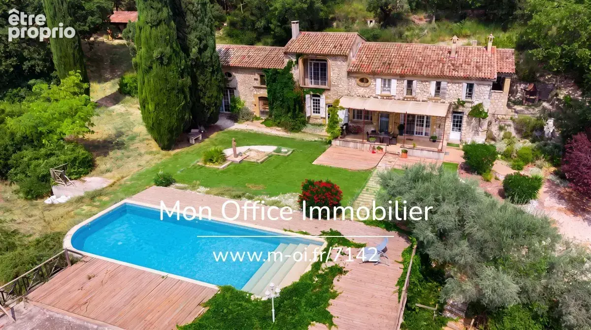 Maison à CADENET