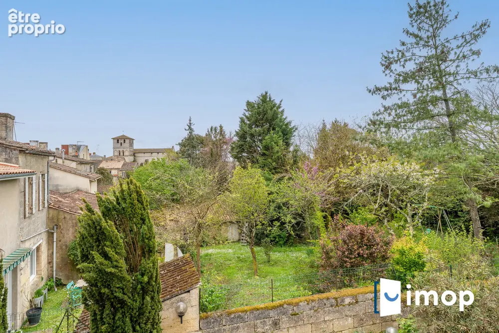 Somptueuse propriété en pierre datant de 1763, surface habitable de près de 400 m2 et jardin 1000m² - photo 11