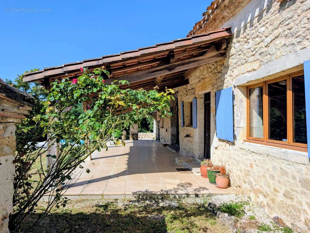 Maison à DEVILLAC