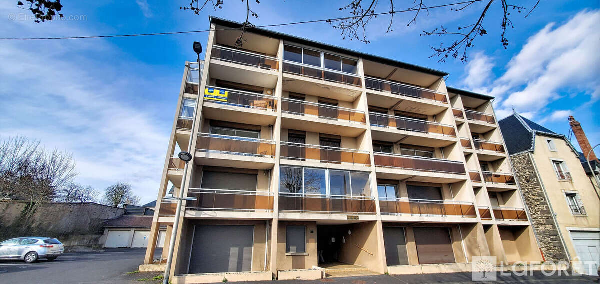 Appartement à SAINT-FLOUR