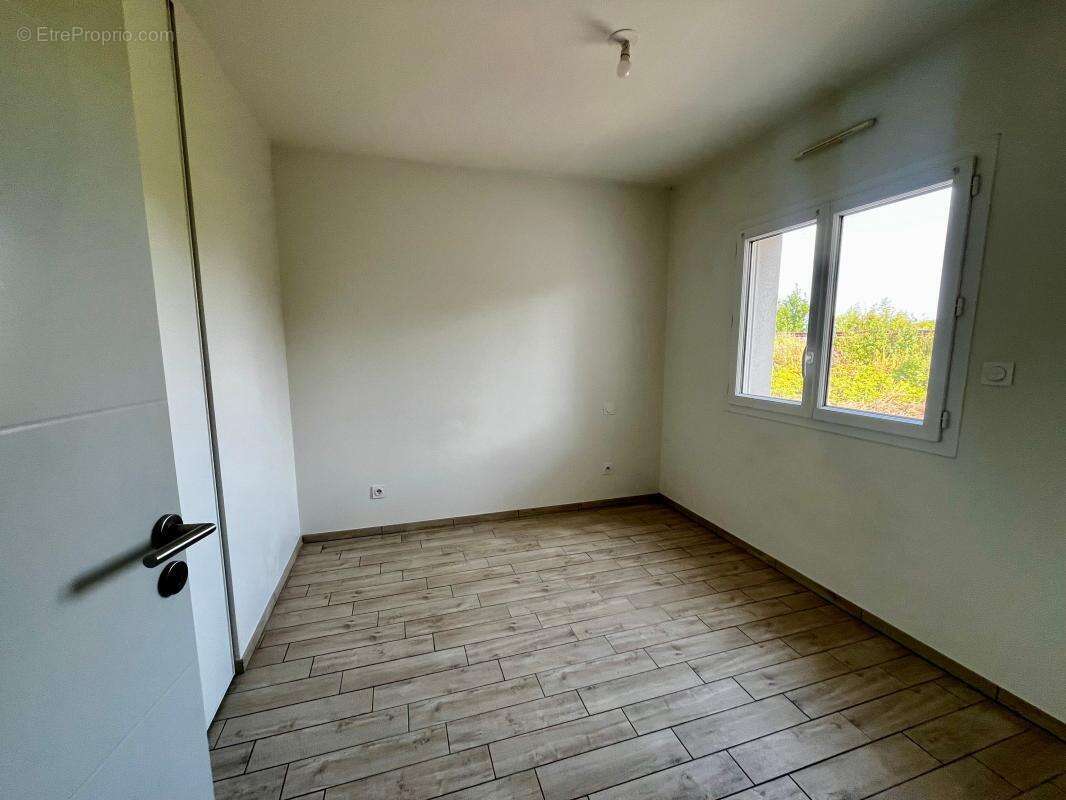 Appartement À Vendre - photo 4