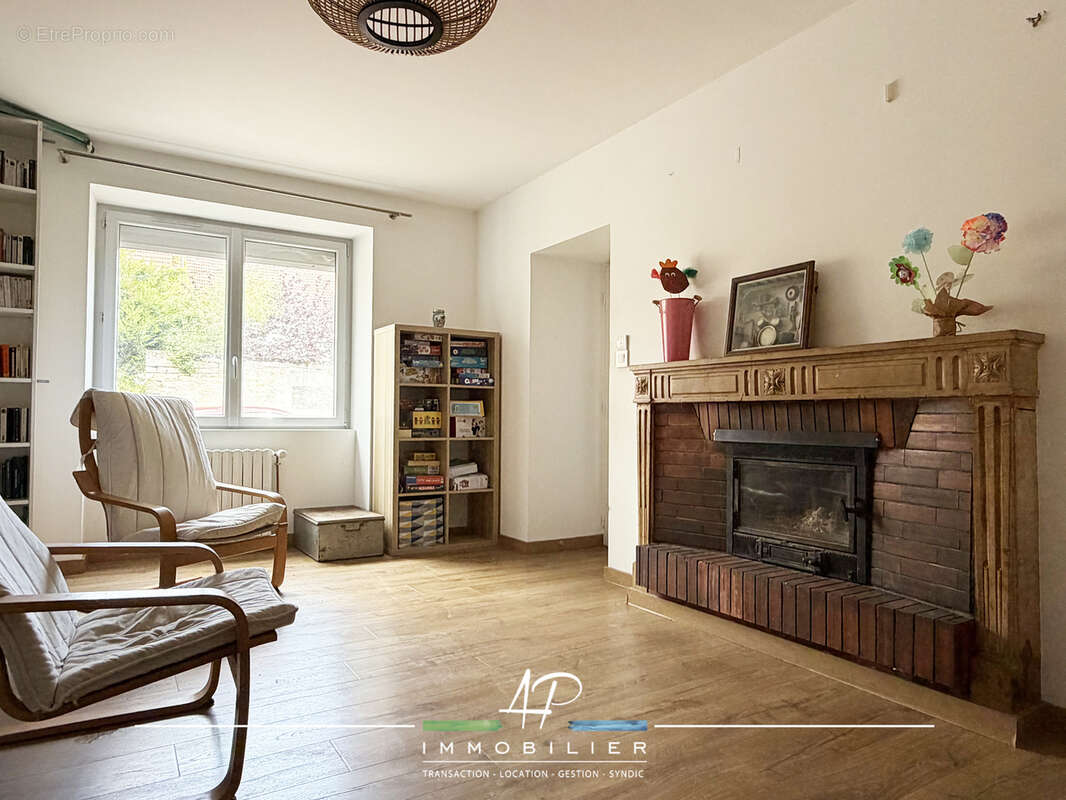 Maison à BEIRE-LE-CHATEL