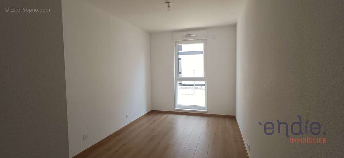 BARTENHEIM-LA-CHAUSSÉE  F3 de 67,63 m² avec balcon de 13 m²  Disponible immédiatement  259 000  FAI. - photo 4