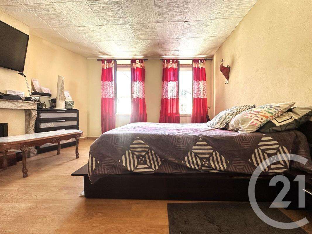 Maison à LA SOUTERRAINE