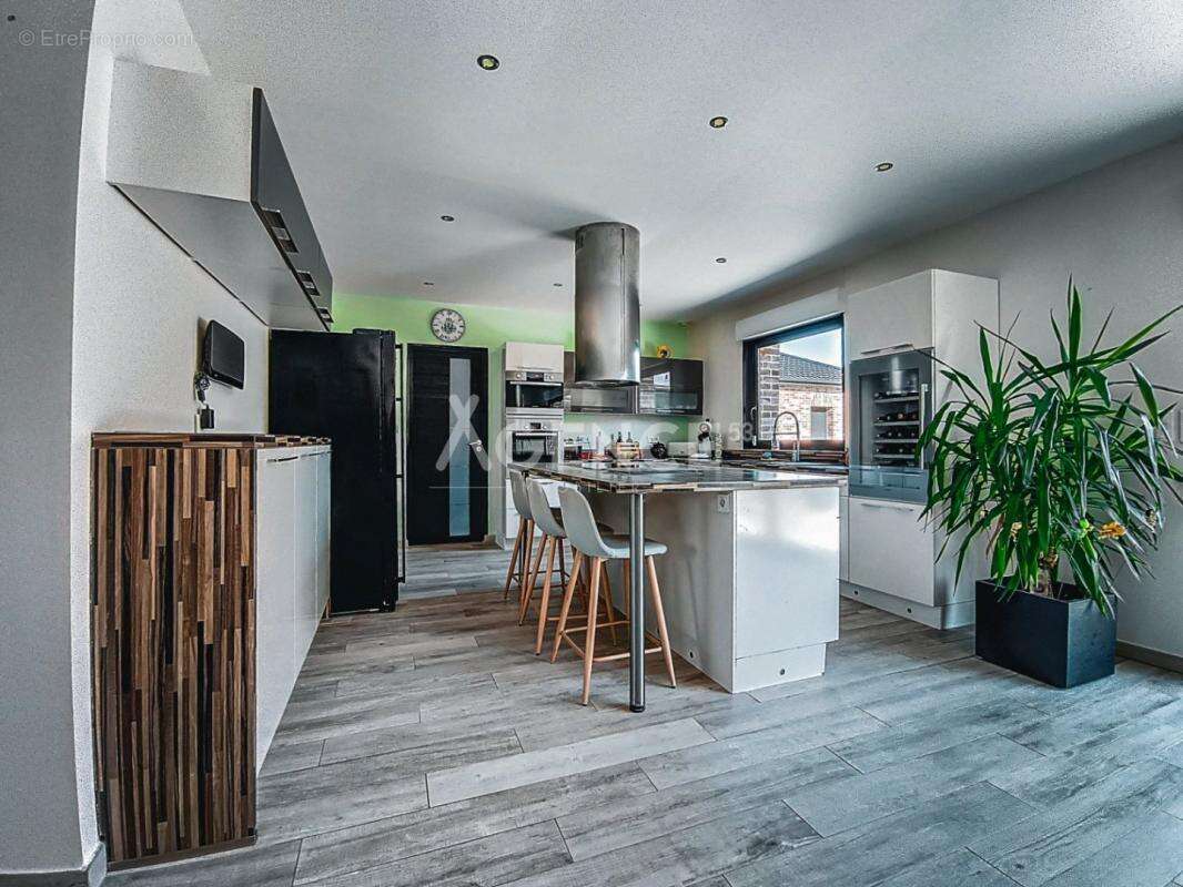 Maison à BEAUMETZ-LES-AIRE