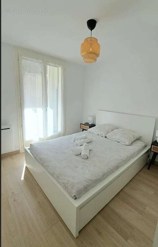 Appartement à MARSEILLE-1E