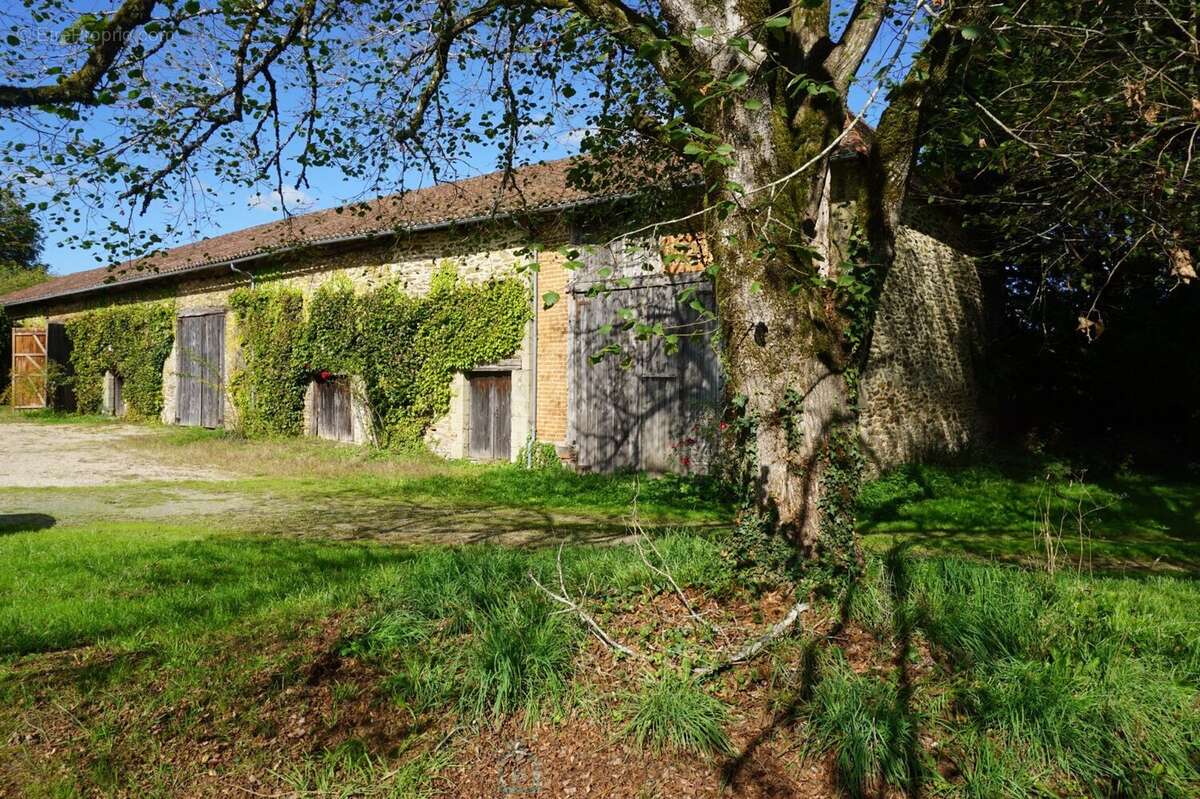Maison à SAINT-JORY-DE-CHALAIS
