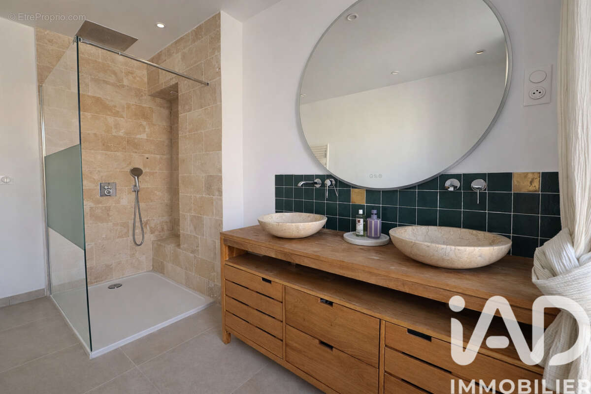 Photo 6 - Appartement à MARSEILLE-7E