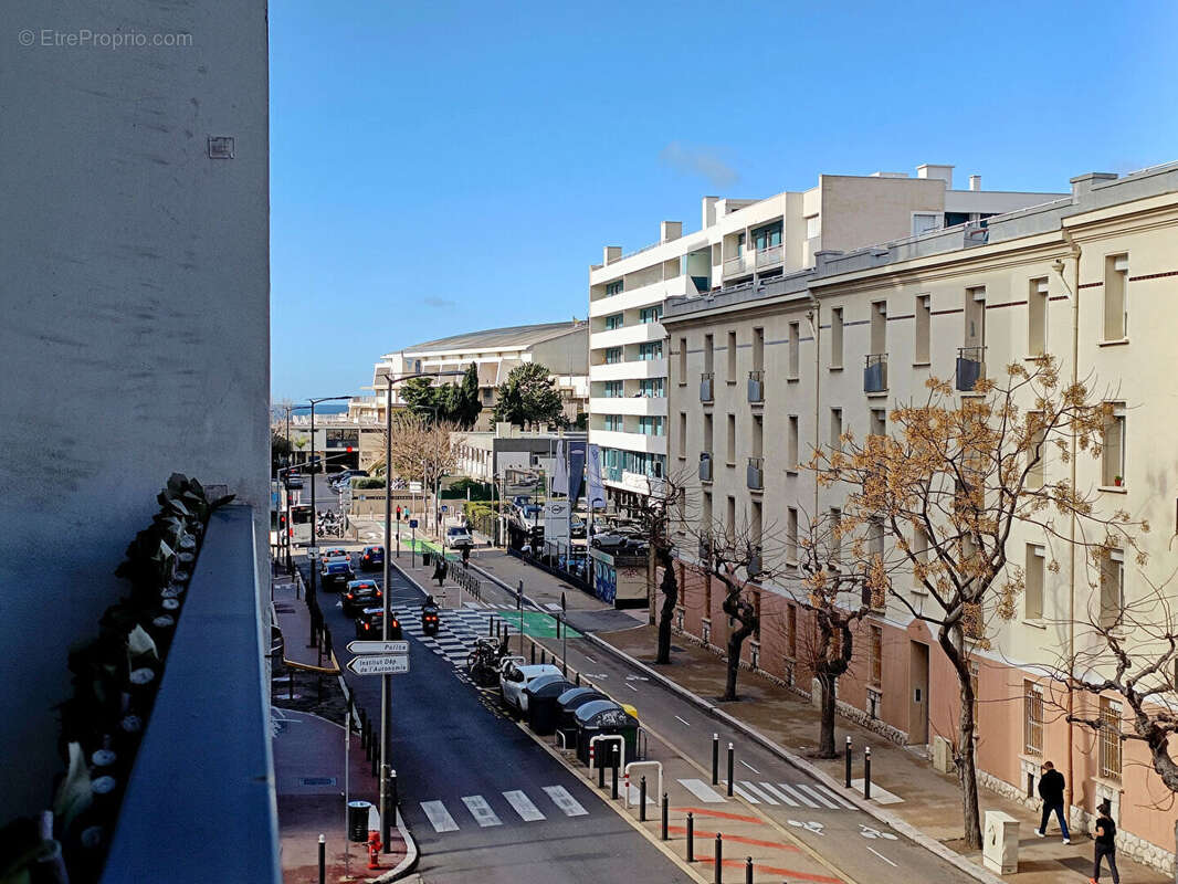 Appartement à MARSEILLE-7E