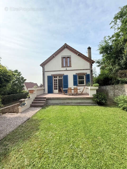 Maison à MONTLIGNON