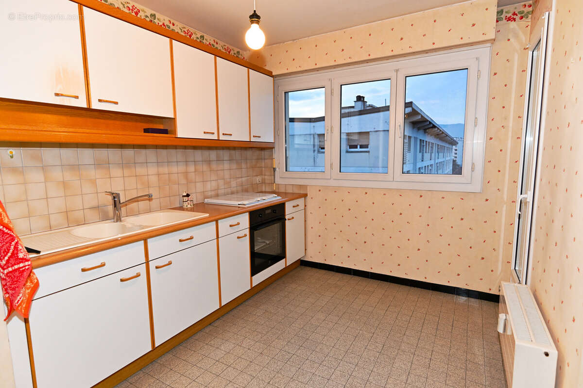 Appartement à BASSENS