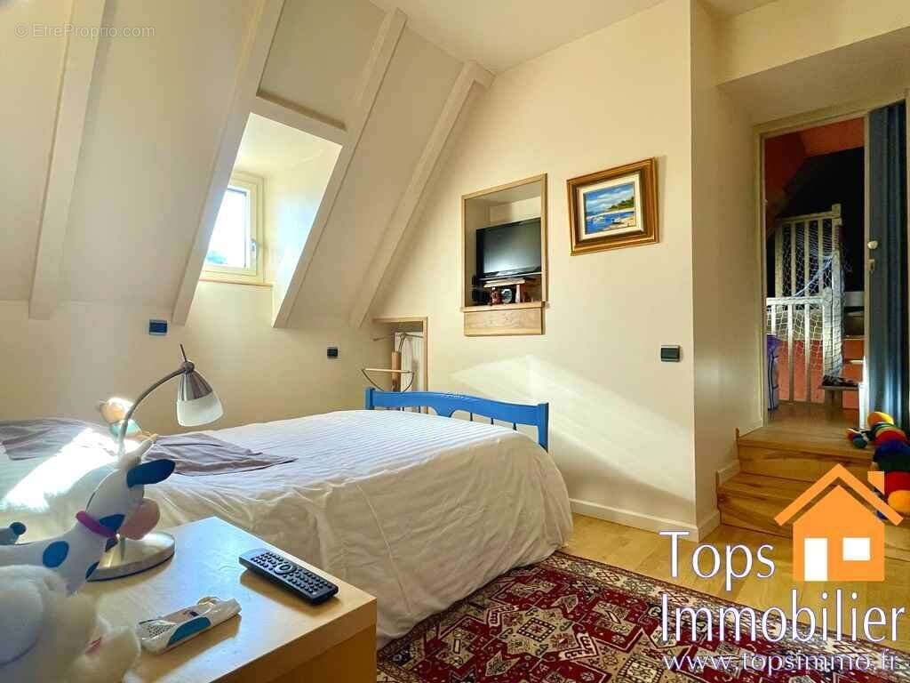 Maison à VILLENEUVE