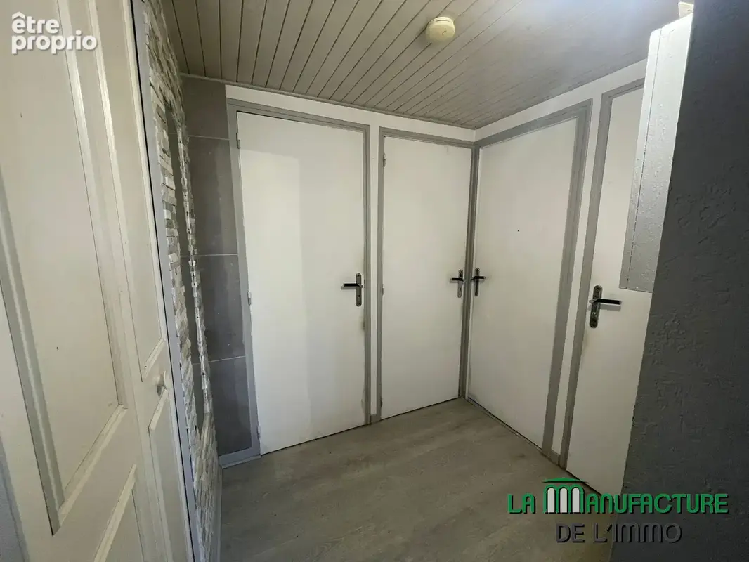 3 pieces 46,30m2 carrez +34,33 m2 hors carrez - dernier etage - meons - technopole - photo 5