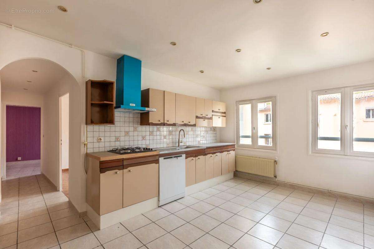 Appartement à LYON-5E
