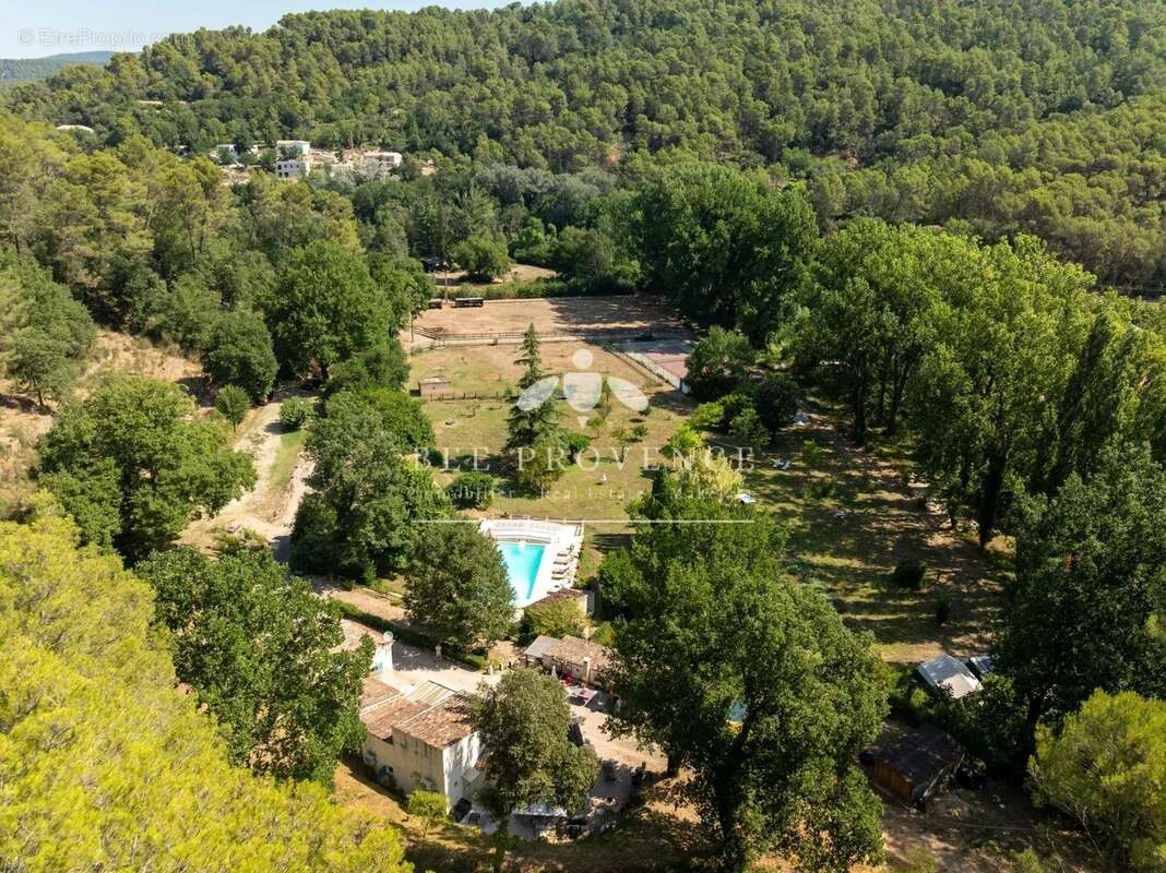 Authentique bastide provençale avec gîtes, piscine et grand terrain - photo 28