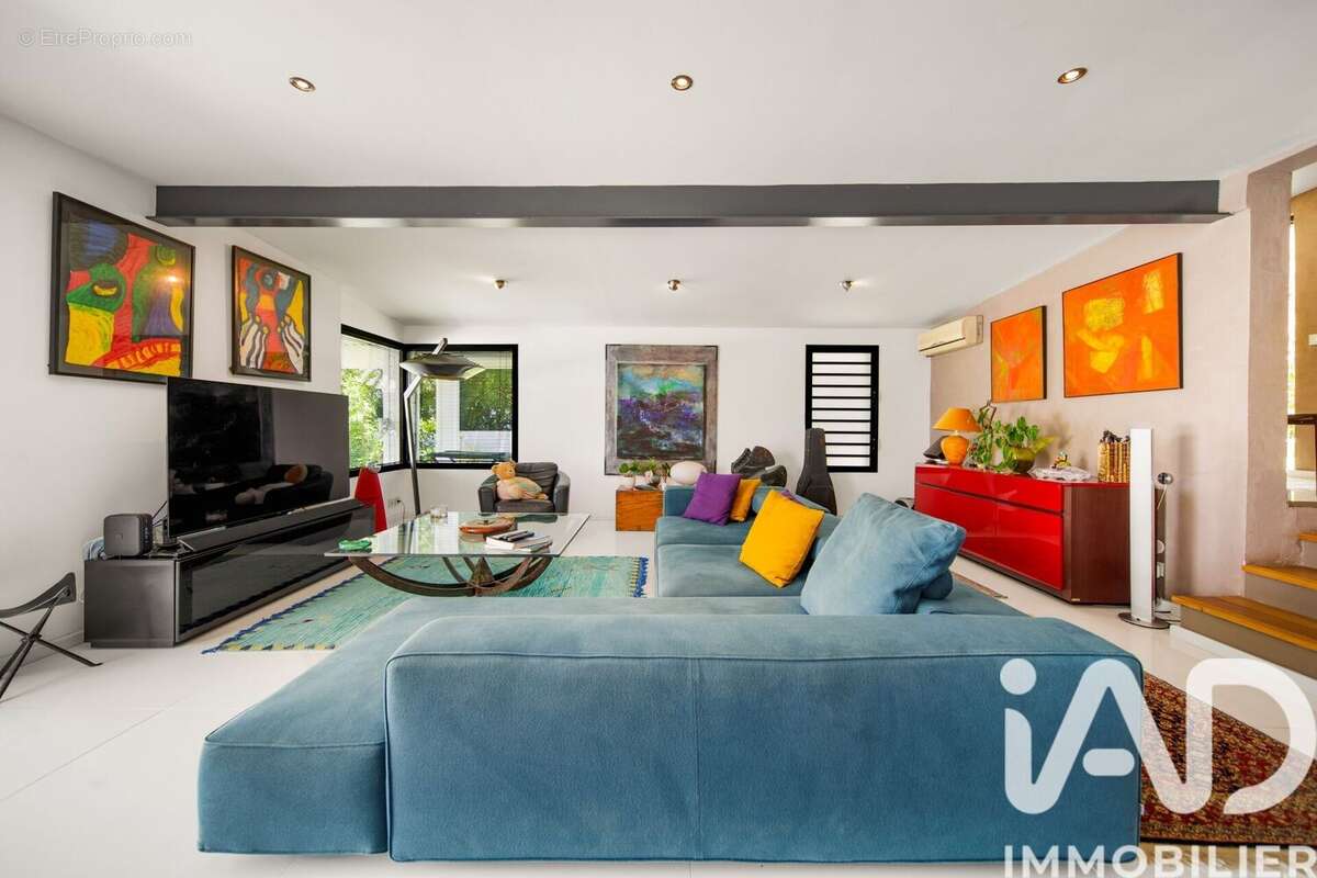 Photo 9 - Maison à SAINT-DENIS