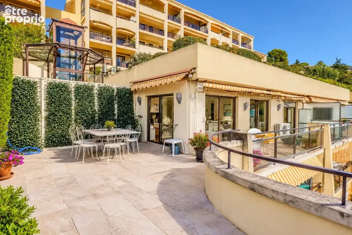 Appartement 3 pièces au Val de Mougins avec grande terrasse et aperçu mer - photo 1