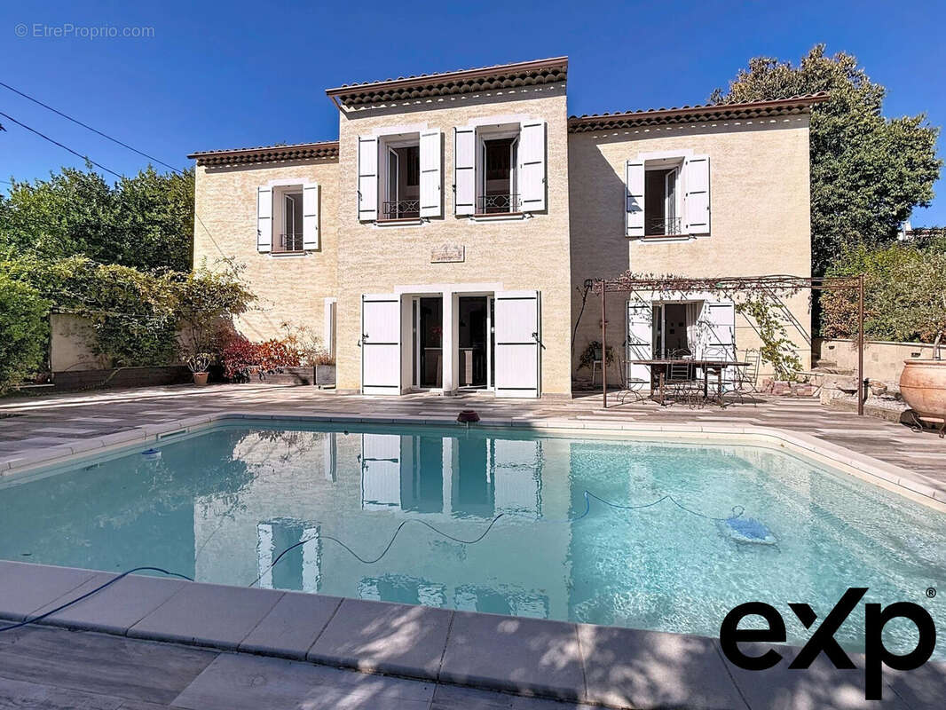 Maison à DRAGUIGNAN