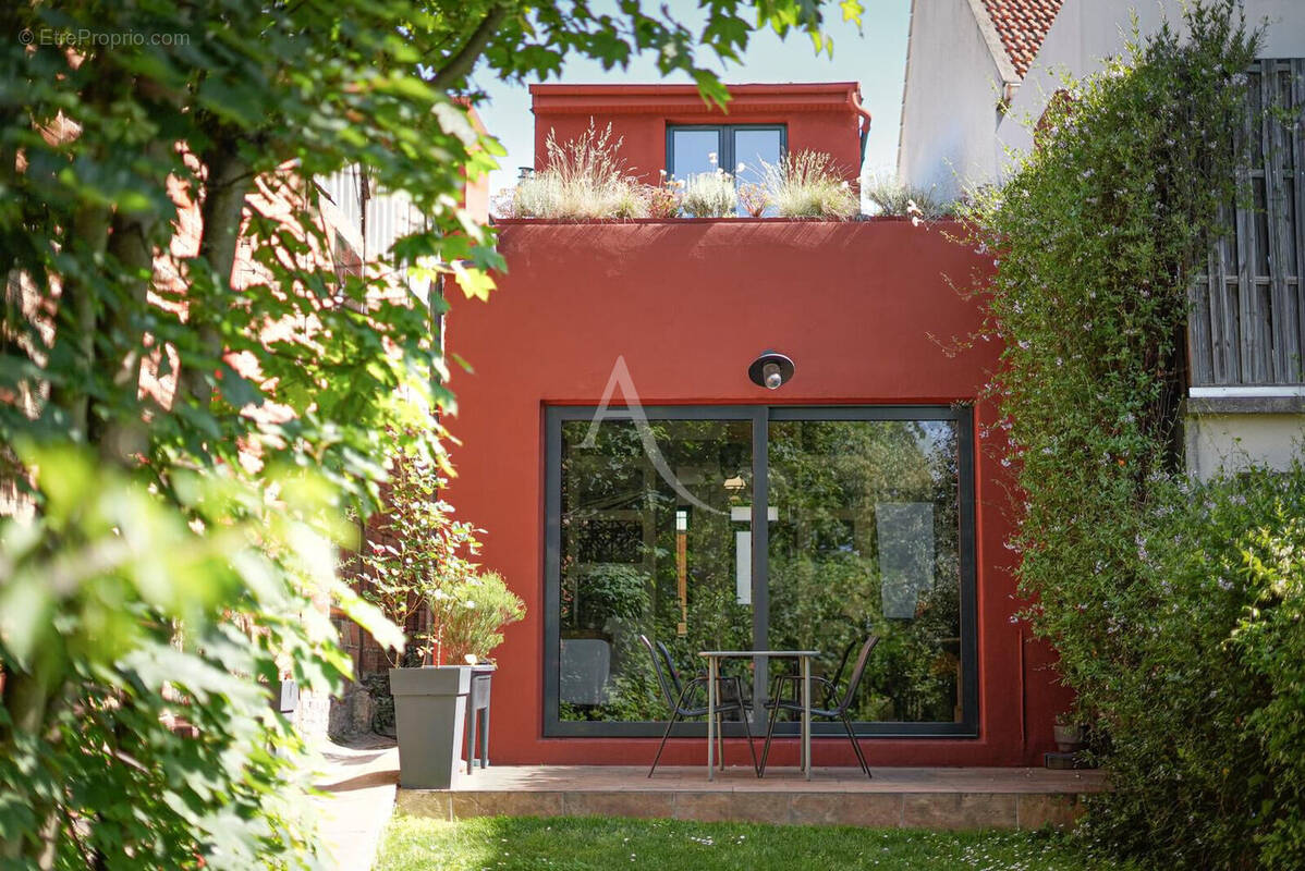 Maison à FONTENAY-SOUS-BOIS