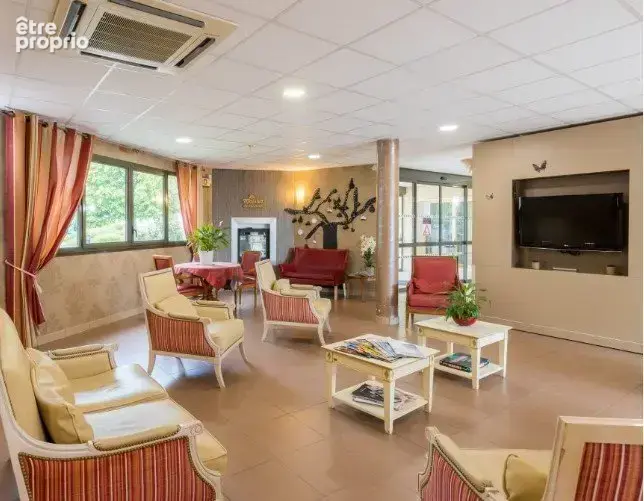 INVESTISSEMENT LOCATIF  Courtenay  Résidence EHPAD Les Pâtureaux - 5,54% de rentabilité - photo 4