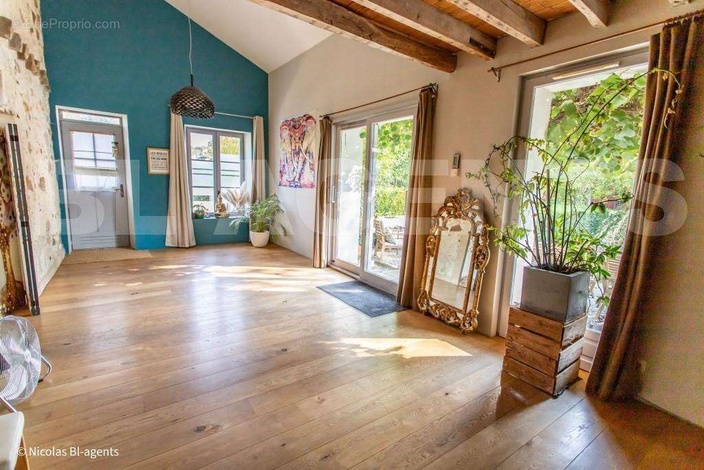 nico wieczorek-834 - Maison à CHATEAU-THIERRY