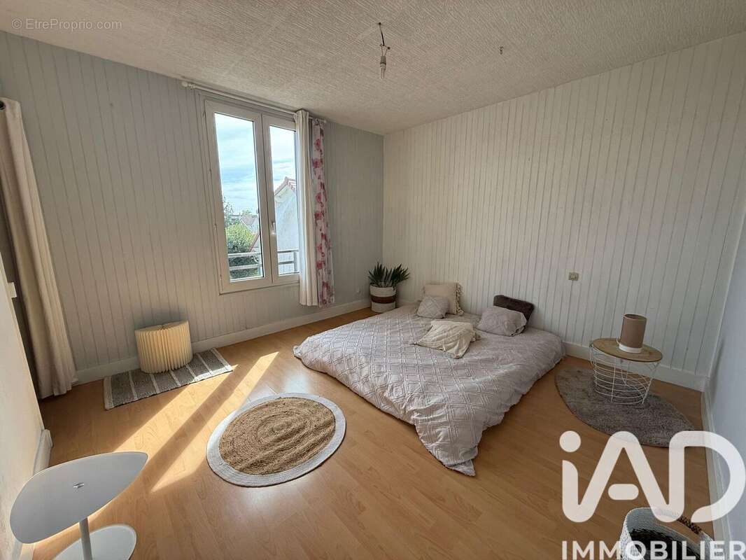 Photo 8 - Maison à MONTIGNY-LES-CORMEILLES